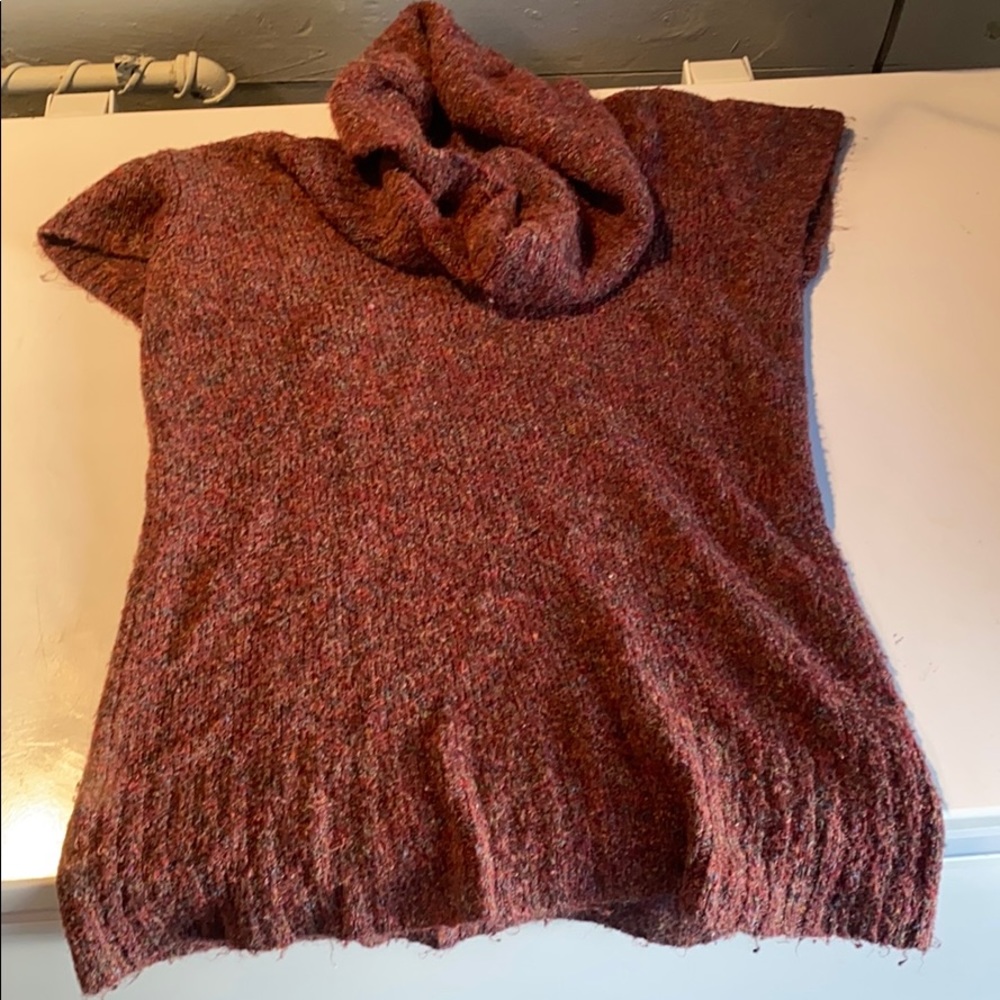 Xhilaration short sleeve sweater